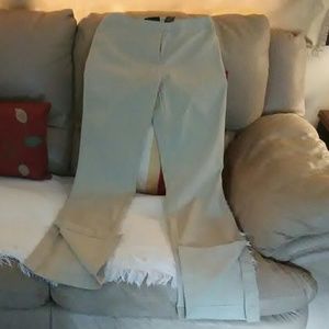 🌻Express khaki split bottoms pants🌻